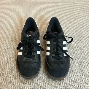 Boys Adidas Samba, size 4 1/2.